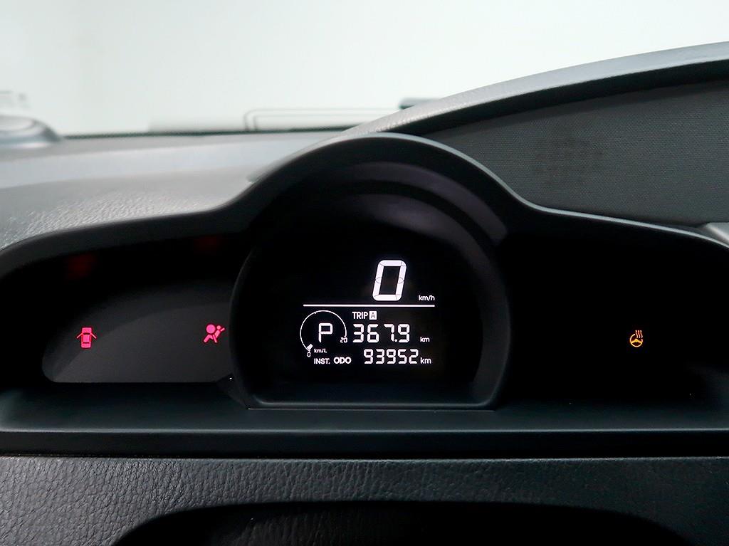 [KG모빌리티(쌍용)] 코란도투리스모 4WD TX 9인승 - 이미지 6