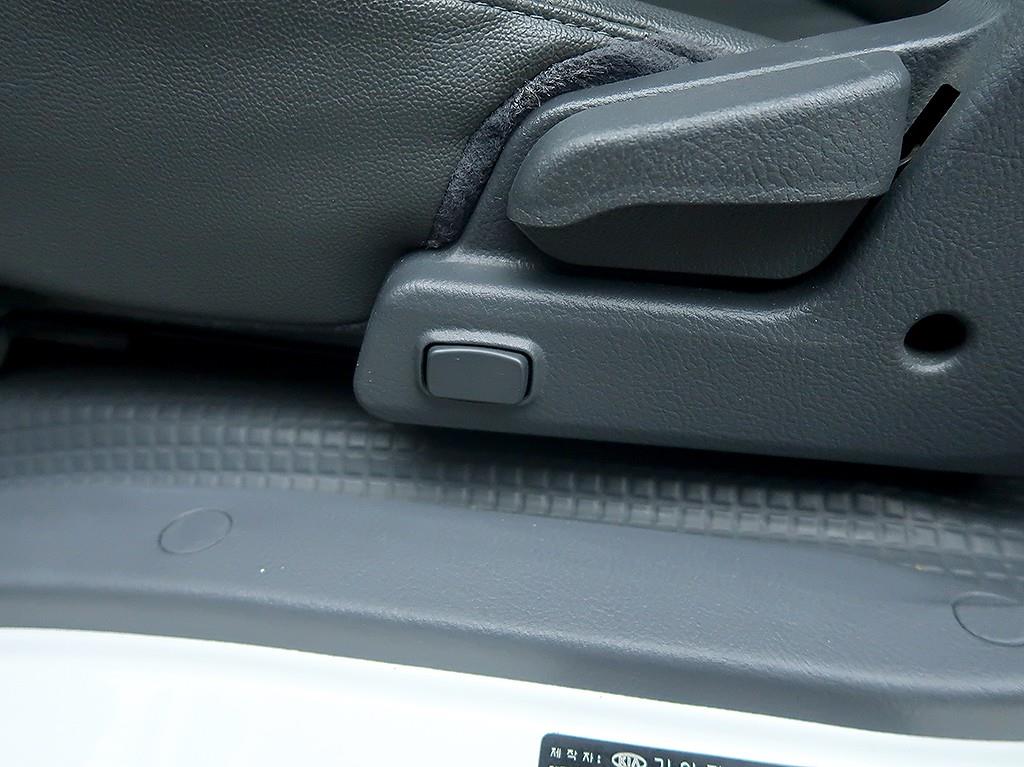 [소형화물] [카고]봉고3 1.0톤/킹캡/초장축/(CRDi) 럭셔리 (3인승 /1톤) - 이미지 12