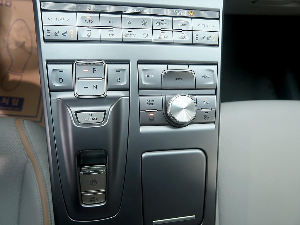 [현대] 넥쏘 프리미엄 - 이미지 10