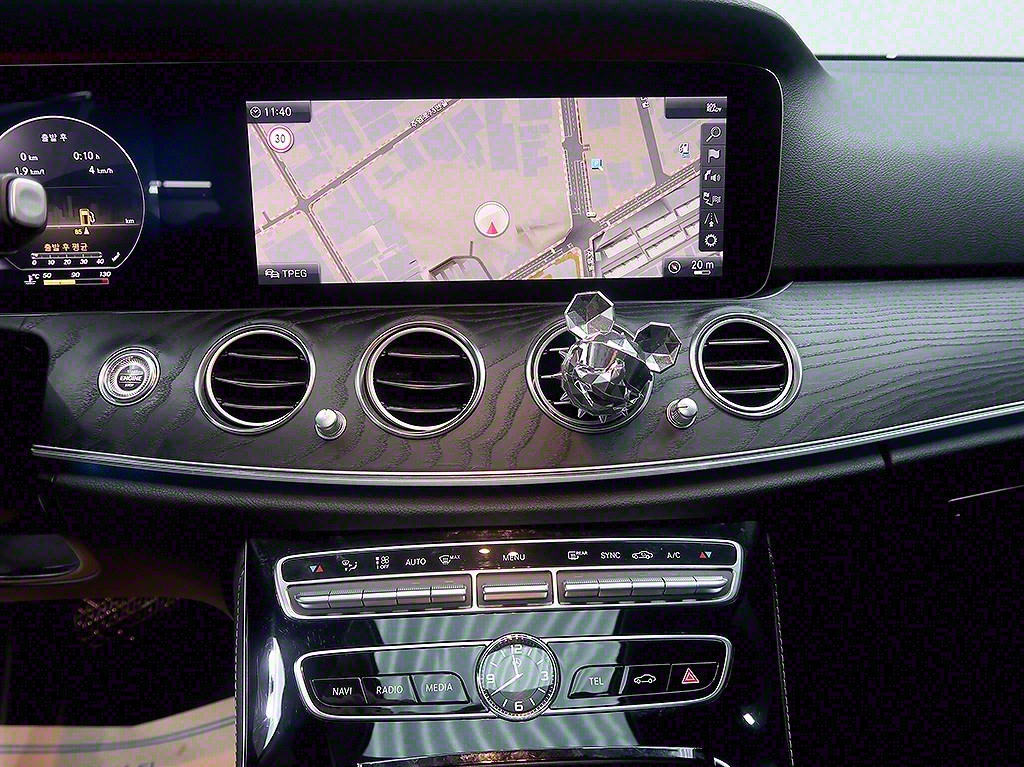 [벤츠] E-클래스 W213 E300 4MATIC 아방가르드 - 이미지 9