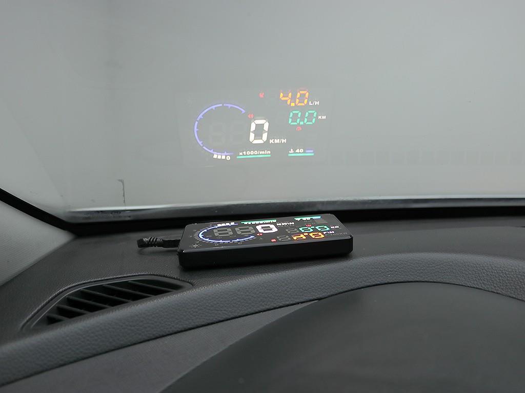 [현대] 맥스크루즈 R2.2 4WD 익스클루시브 - 이미지 17