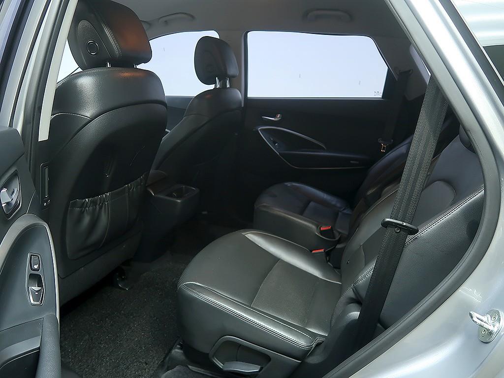 [현대] 더뉴맥스크루즈 E-VGT R2.2 4WD 익스클루시브       (6인승) - 이미지 12