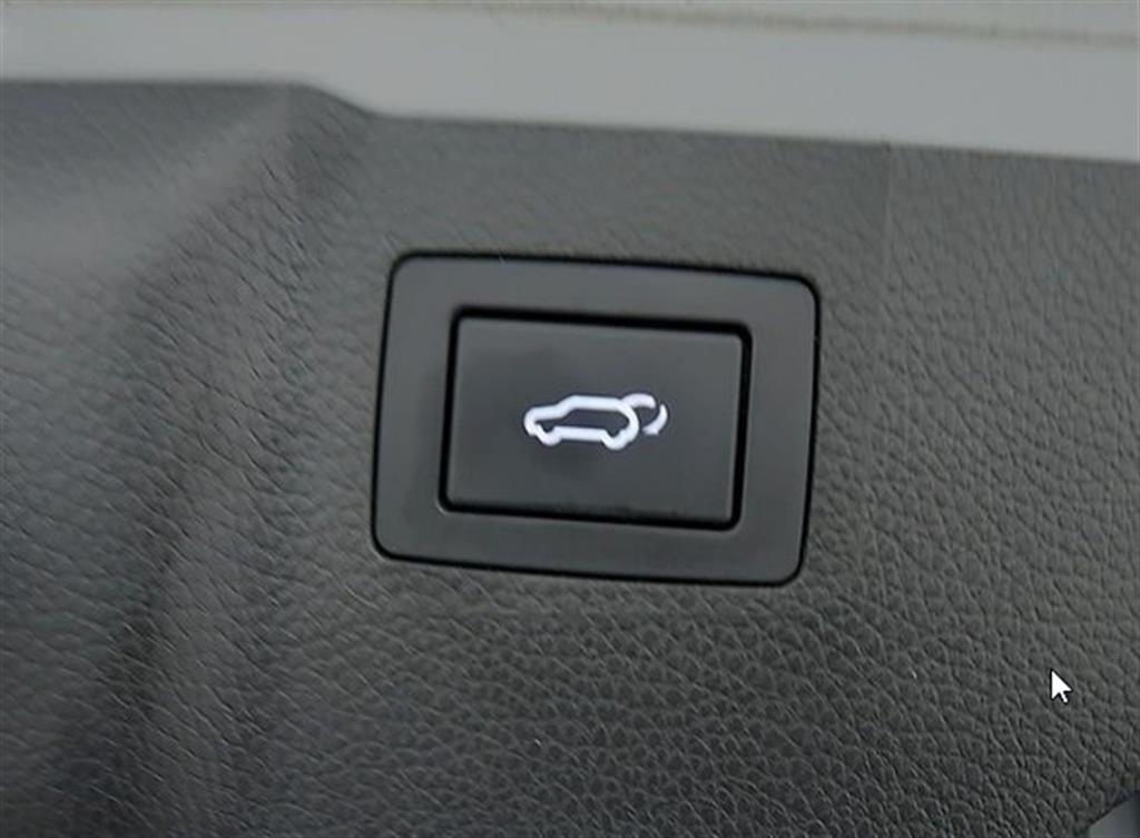 [현대] 더뉴맥스크루즈 E-VGT R2.2 4WD 익스클루시브       (6인승) - 이미지 17