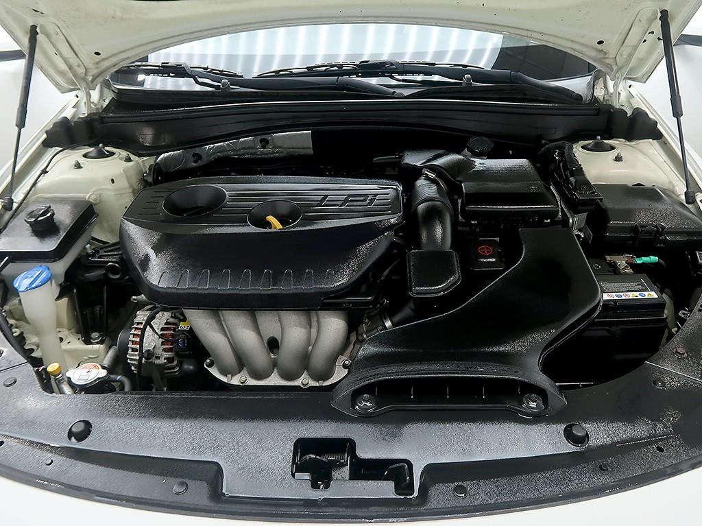 [기아] K5 2세대 MX 2.0 LPI 럭셔리 A/T - 이미지 7