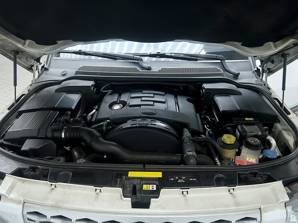 [랜드로버] 디스커버리4 3.0 TDV6 SE - 이미지 7