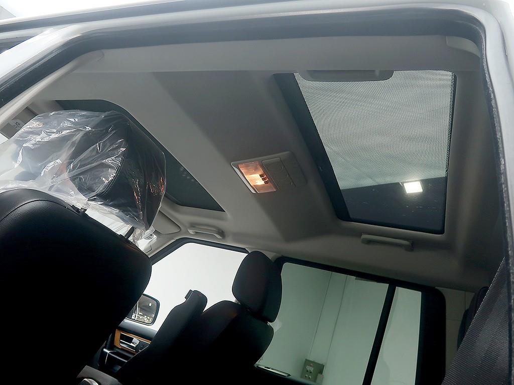 [랜드로버] 디스커버리4 3.0 TDV6 SE - 이미지 14