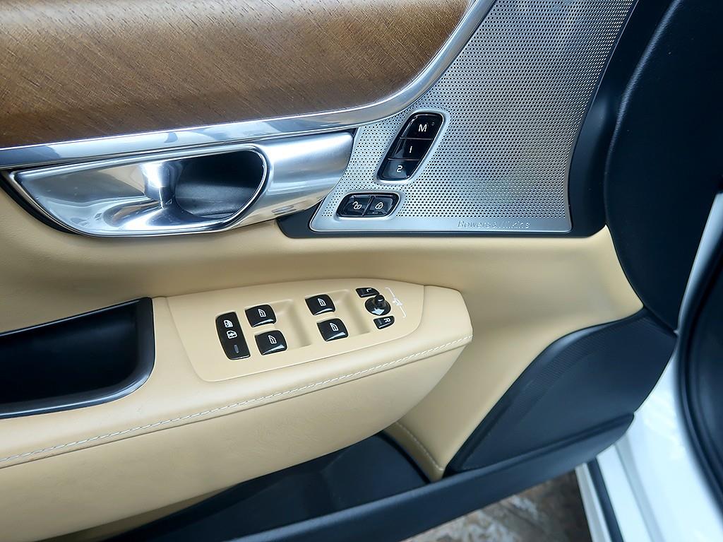 [볼보] S90 T5 인스크립션        (5인승) - 이미지 13