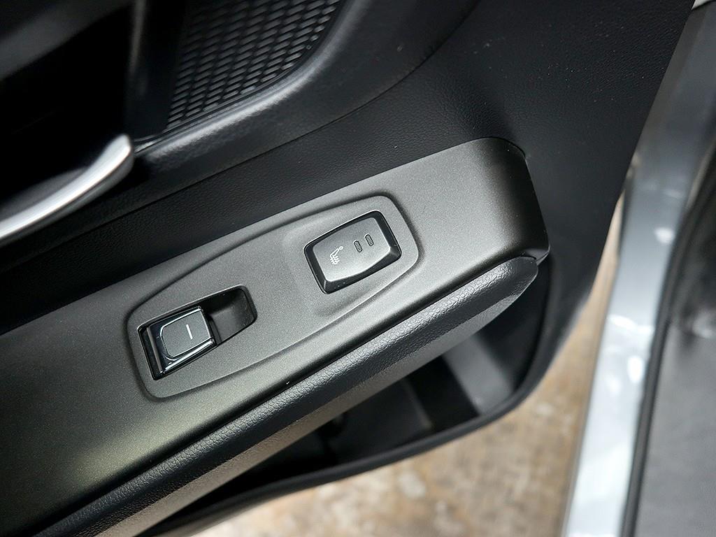 KG모빌리티(쌍용) 뷰티풀코란도 2WD 가솔린 1.5 R-플러스        (5인승) - 이미지 13