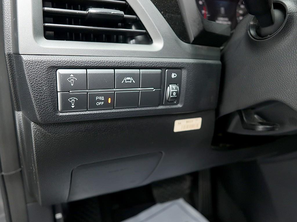 KG모빌리티(쌍용) 뷰티풀코란도 2WD 가솔린 1.5 R-플러스        (5인승) - 이미지 17