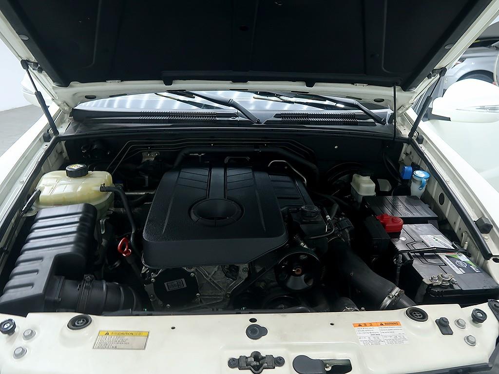 [KG모빌리티(쌍용) ] 렉스턴W 2.2 4WD RX7 럭셔리       (5인승) - 이미지 7