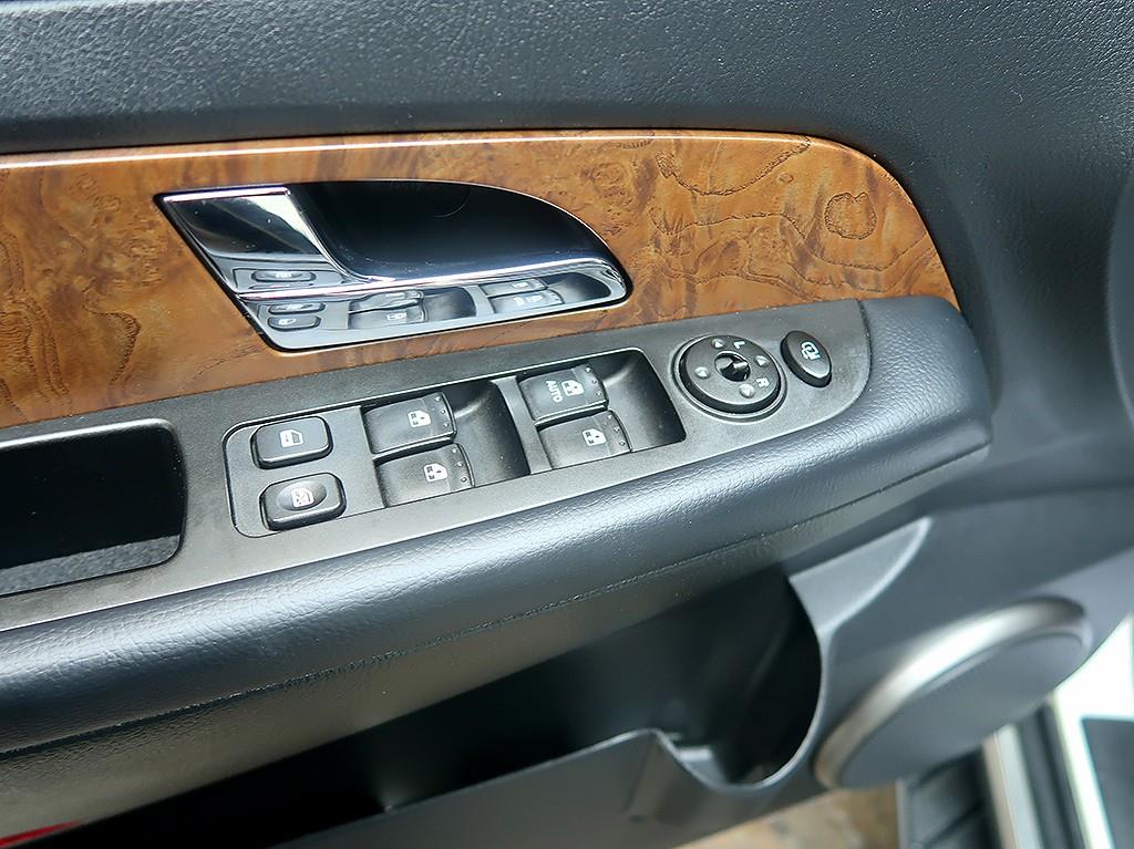 [KG모빌리티(쌍용) ] 렉스턴W 2.2 4WD RX7 럭셔리       (5인승) - 이미지 15