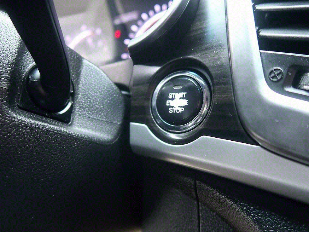 [KG모빌리티(쌍용) ] 뉴코란도C 2WD 2.0 RX 고급형       (5인승) - 이미지 18