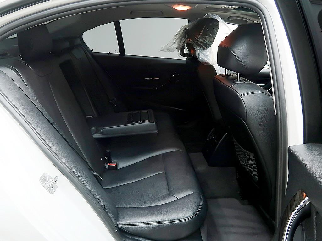 [BMW] 3시리즈 (F30) 320d - 이미지 12