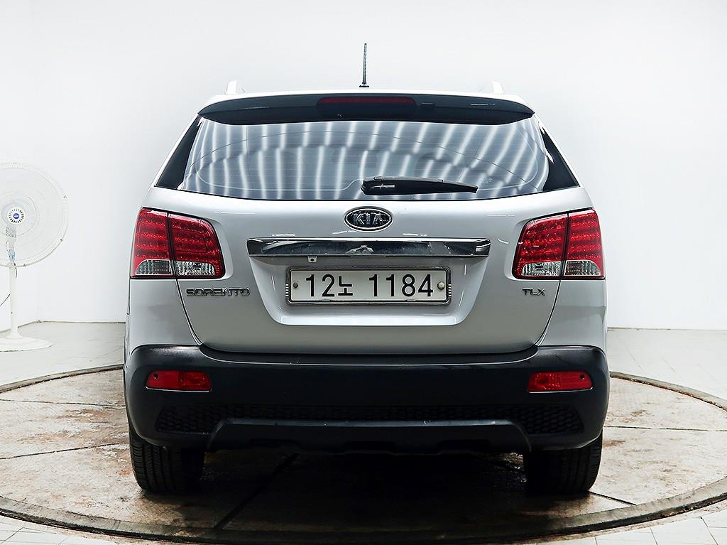 [기아] 쏘렌토 R 디젤 2WD 2.2 TLX 최고급형 - 이미지 3