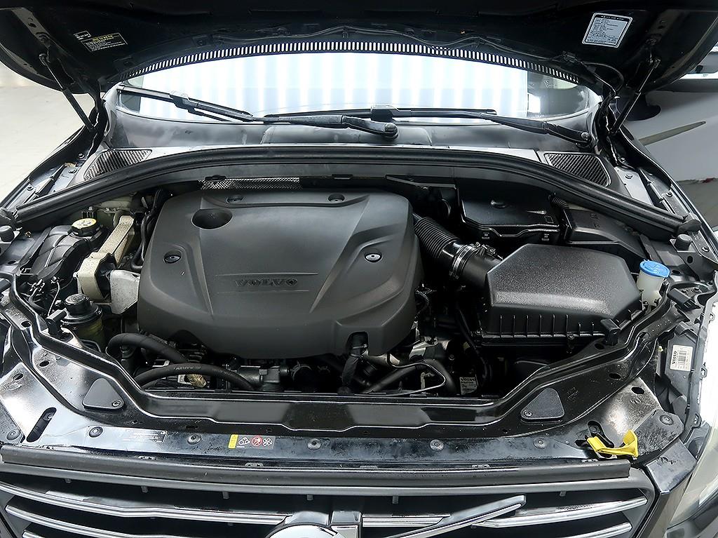 [볼보] XC60 D3 - 이미지 7