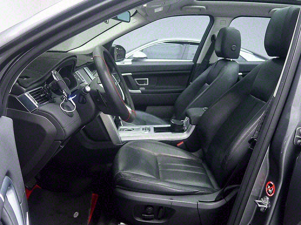 [랜드로버] 디스커버리 스포츠 2.0 TD4 HSE 럭셔리 - 이미지 11