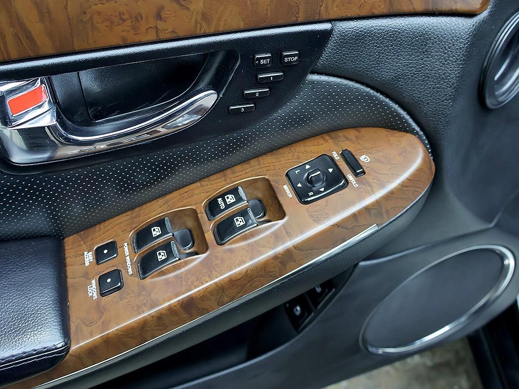 [KG모빌리티(쌍용) ] 체어맨H 뉴클래식 500S 최고급형 - 이미지 16