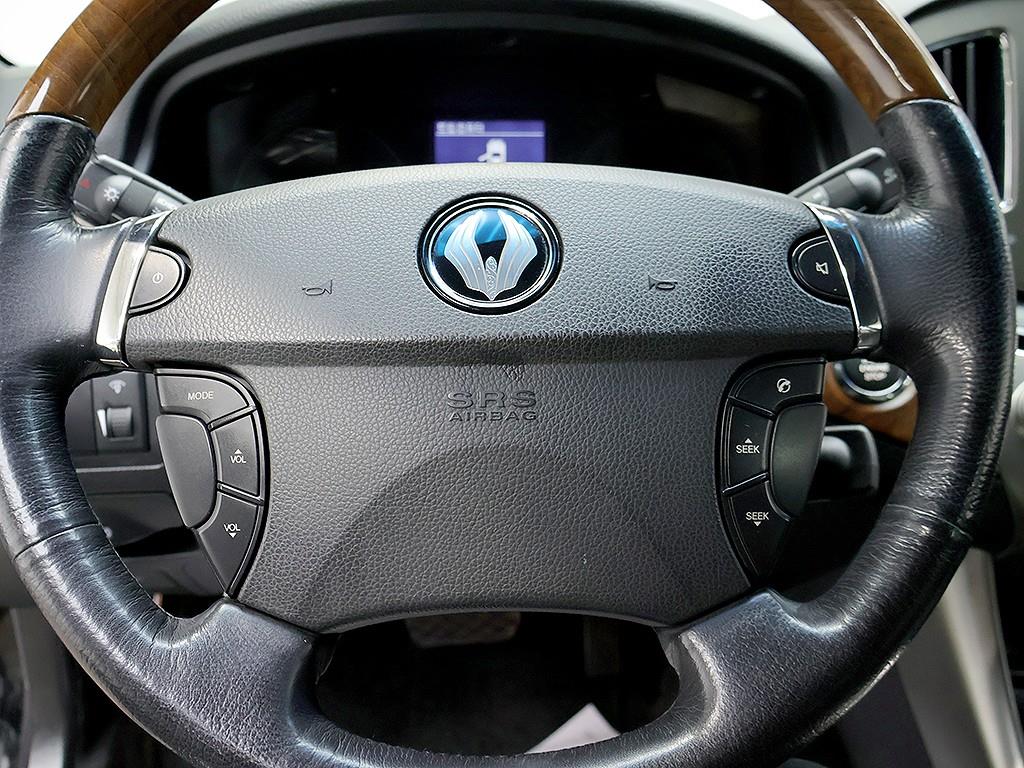 [KG모빌리티(쌍용) ] 체어맨H 뉴클래식 500S 최고급형 - 이미지 18