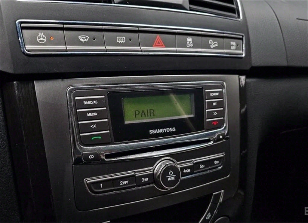 [KG모빌리티(쌍용) ] 렉스턴W 2.0 4WD 어드벤처 60th 에디션 - 이미지 16