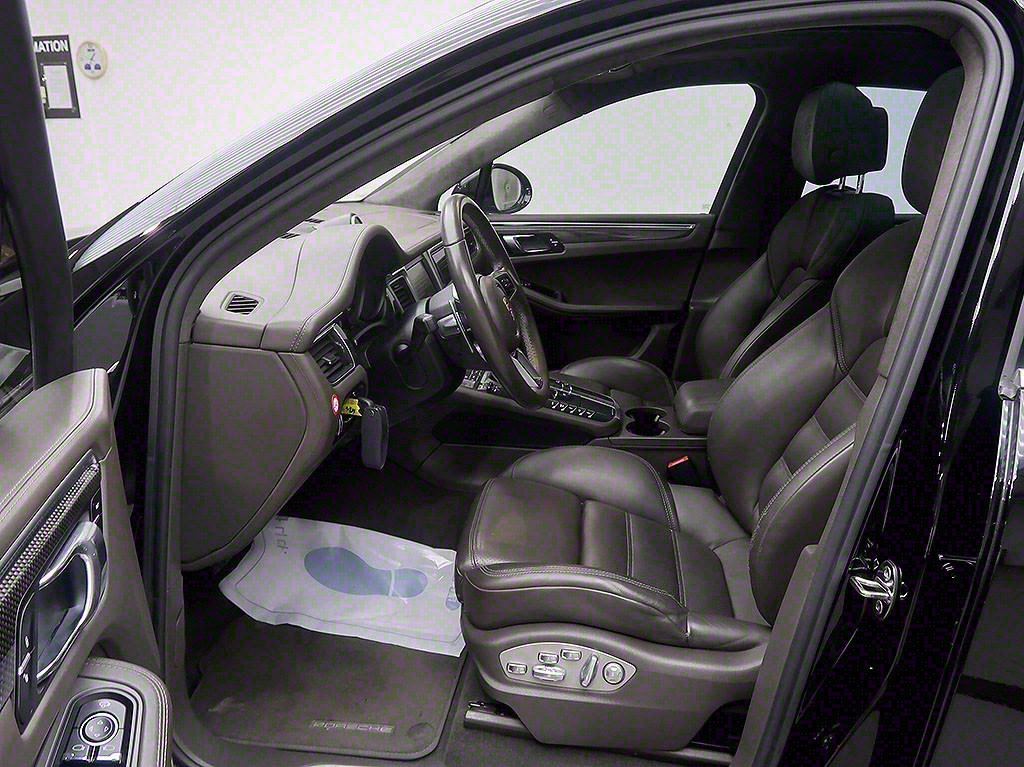 [포르쉐] 마칸 가솔린 3.6 터보 - 이미지 11