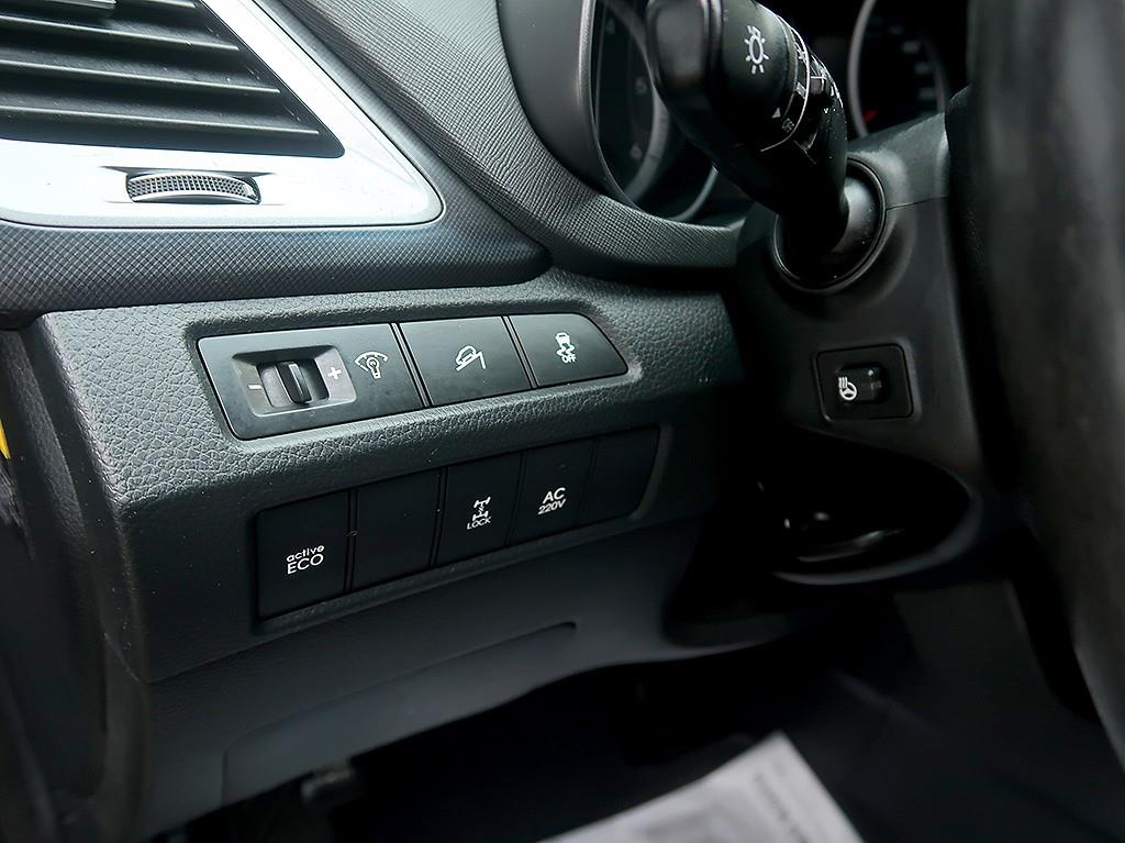 [현대] 맥스크루즈 R2.2 4WD 익스클루시브        (7인승) - 이미지 15