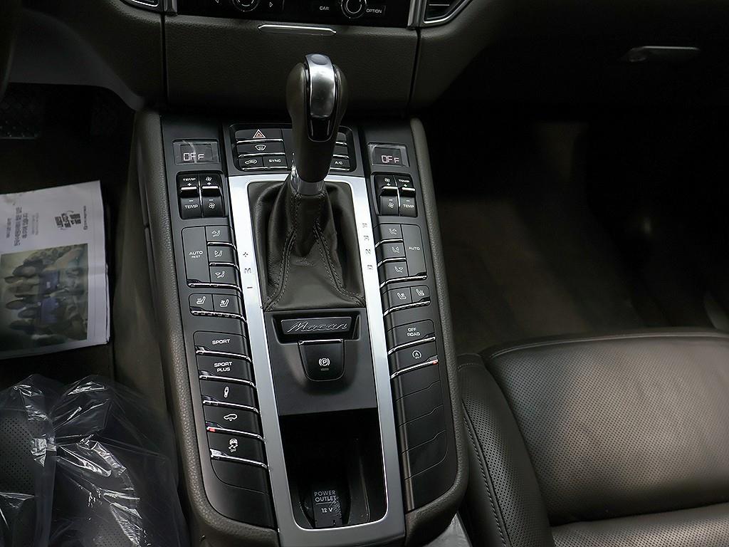 [포르쉐] 마칸 가솔린 3.6 터보 - 이미지 10