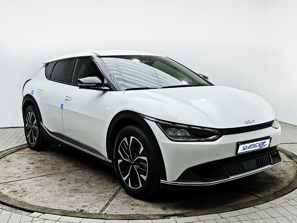 [기아] EV6 롱레인지 AWD 라이트 - 이미지 2