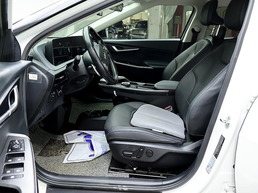 [기아] EV6 롱레인지 AWD 라이트 - 이미지 11