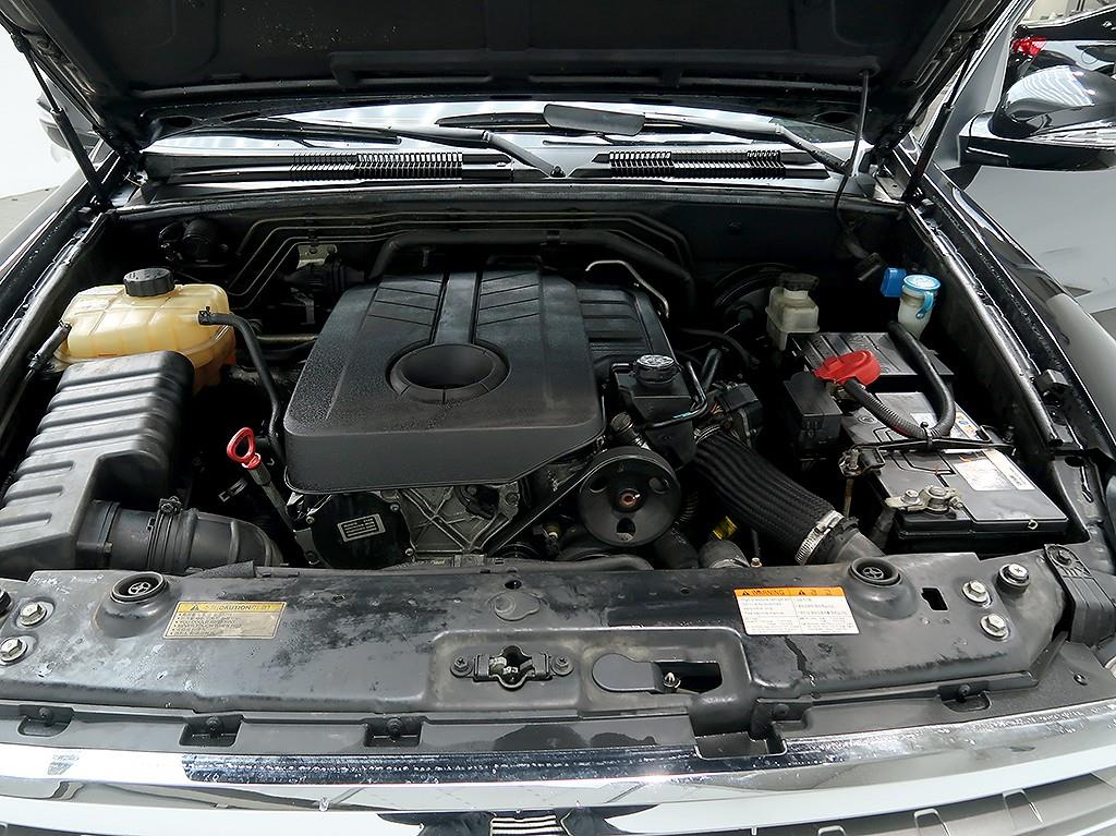 [KG모빌리티(쌍용) ] 렉스턴W 2.0  4WD 노블레스 - 이미지 7