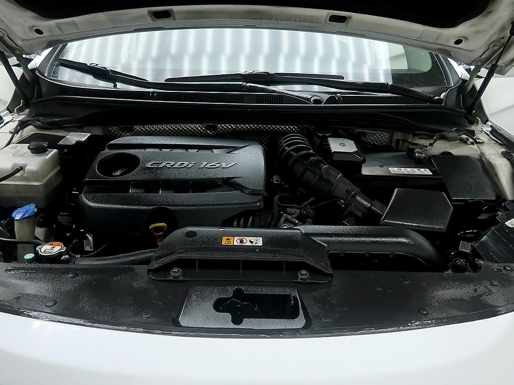 [현대] i40Saloon 1.7 VGT PREMIUM - 이미지 7