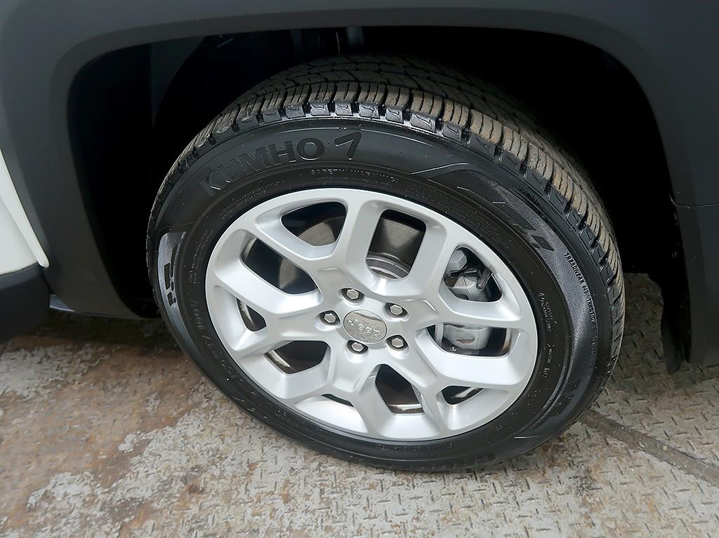 [지프] 레니게이드 2.4 론지튜드 하이 - 이미지 8