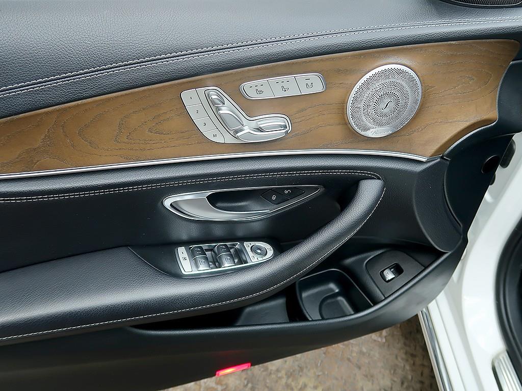 [벤츠] E-클래스 W213 E300 4MATIC 익스클루시브 - 이미지 15