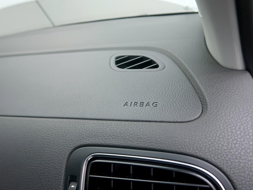 [폭스바겐] 폴로 1.4 TDI 블루모션 R-LINE - 이미지 13