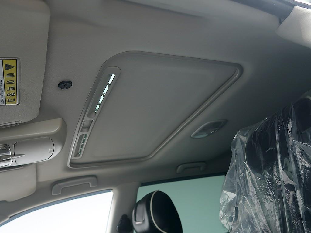 [KG모빌리티(쌍용) ] 렉스턴W 2.0  4WD 노블레스        (7인승) - 이미지 16