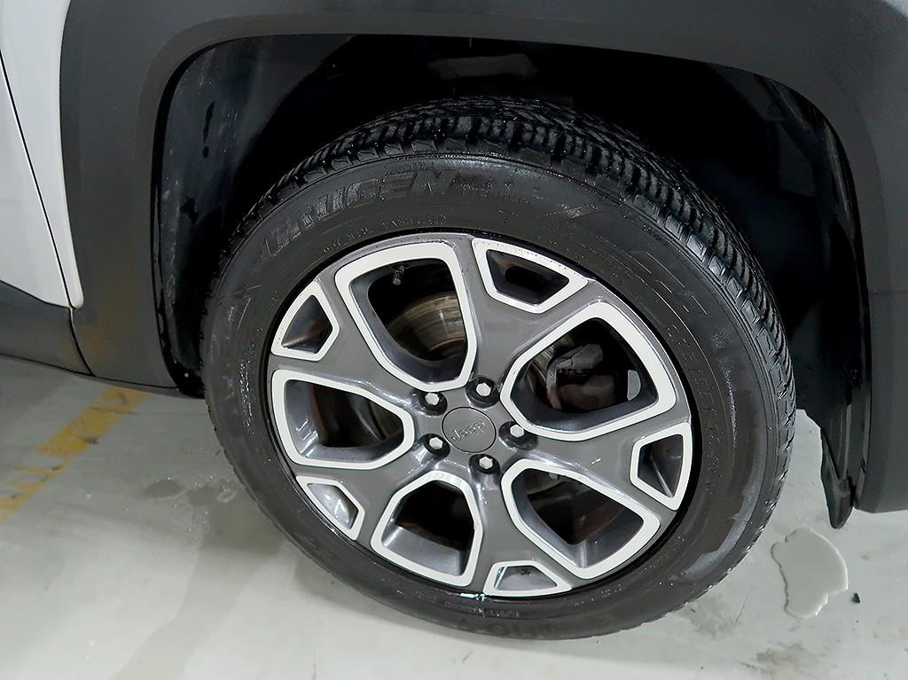 [지프] 레니게이드 2.0 디젤 리미티드 AWD        (5인승) - 이미지 8