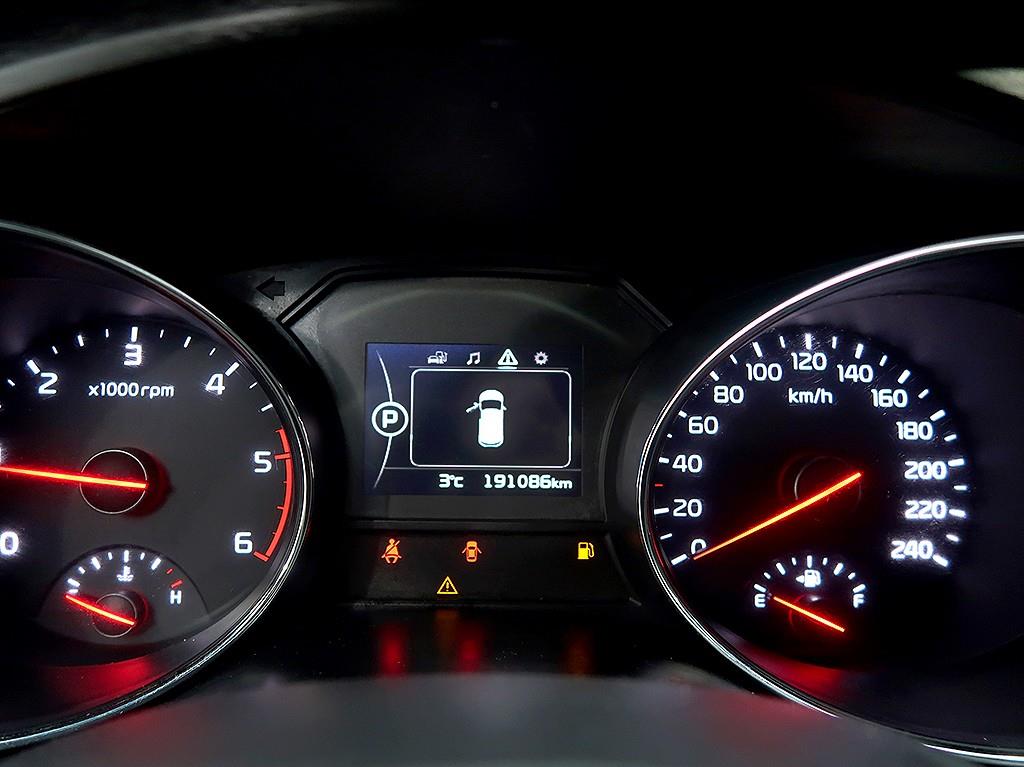 [기아] 올 뉴 카니발 디젤 9인승 럭셔리 - 이미지 6