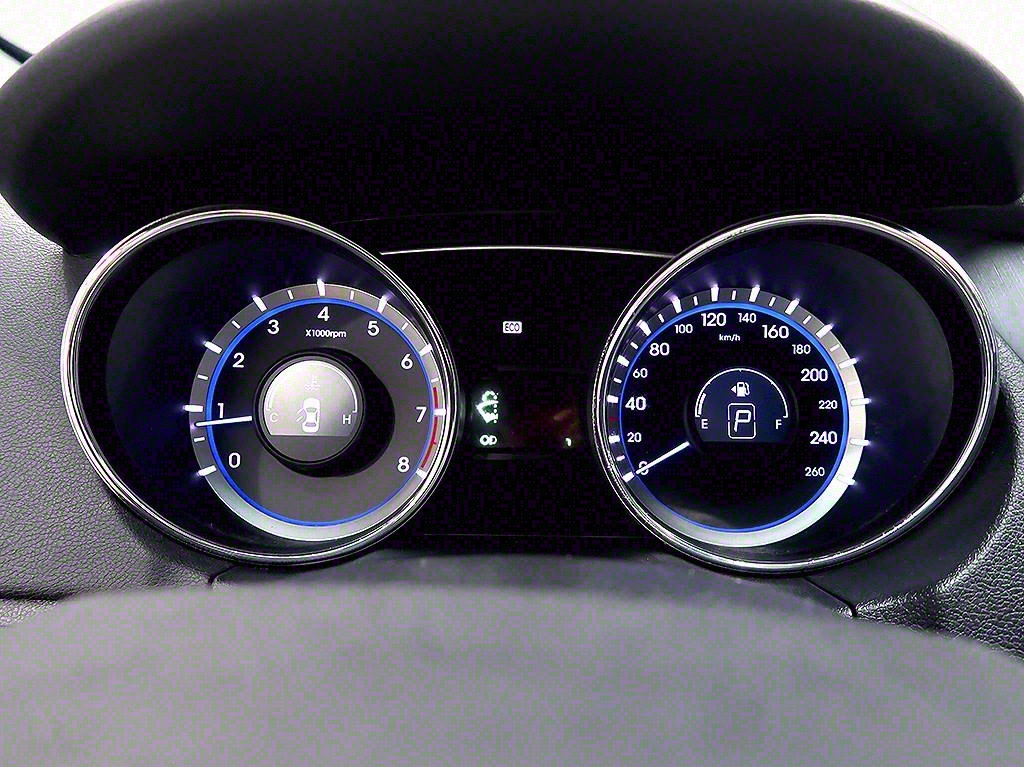 [현대] YF 쏘나타 LPI 럭셔리       (5인승) - 이미지 6