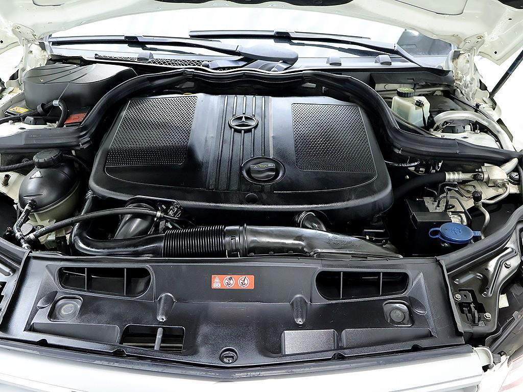 [벤츠] C클래스 W204 C220 CDI 아방가르드 - 이미지 8