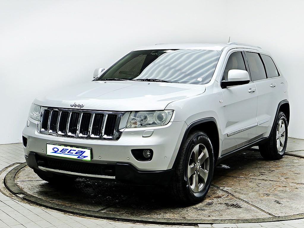 [지프] 그랜드 체로키 3.0 디젤 라레도 - 이미지 2