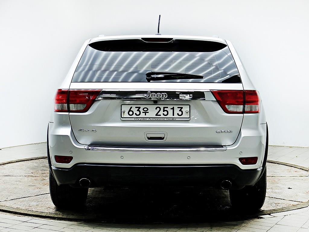 [지프] 그랜드 체로키 3.0 디젤 라레도 - 이미지 3