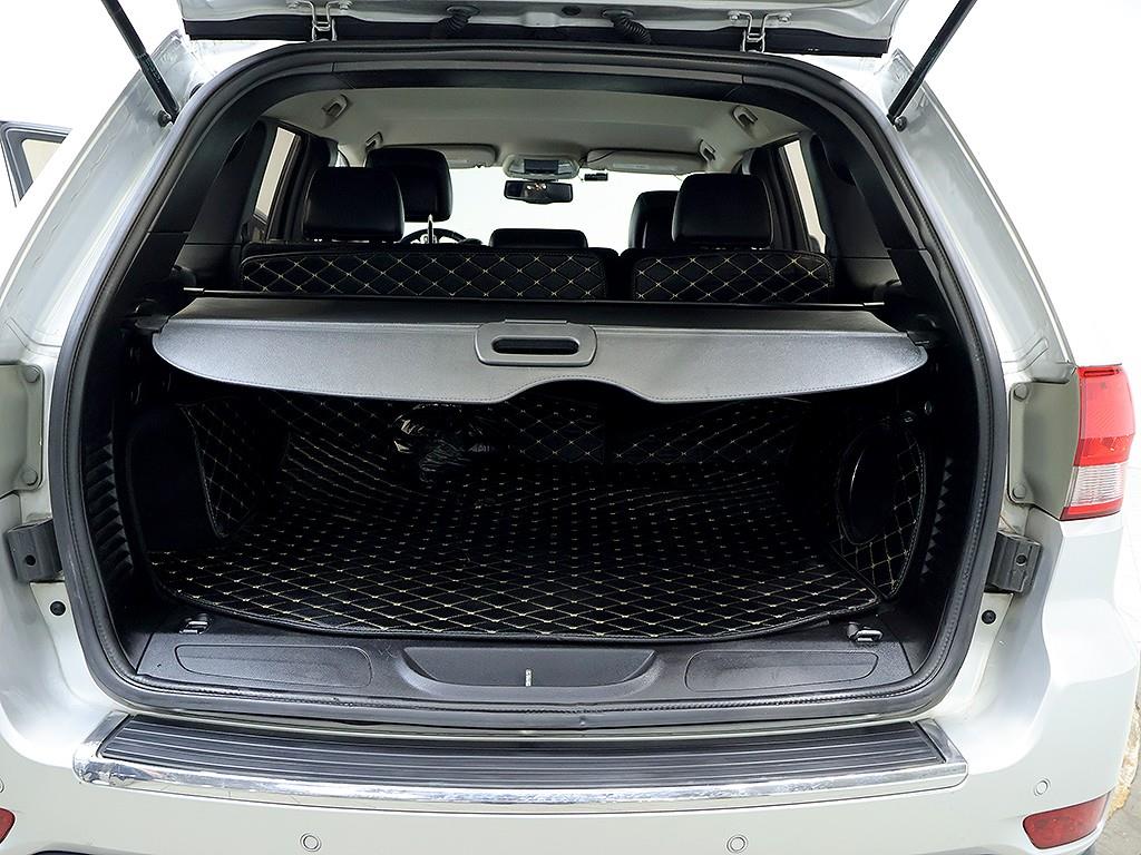 [지프] 그랜드 체로키 3.0 디젤 라레도 - 이미지 17