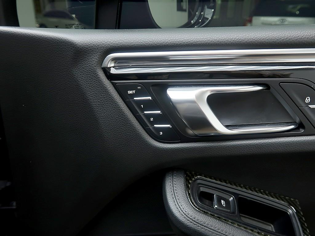 [포르쉐] 마칸 디젤 3.0 S - 이미지 18