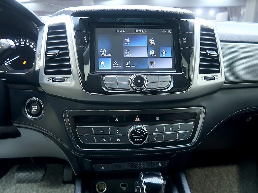 [KG모빌리티(쌍용) ] 렉스턴 스포츠 4WD 디젤 2.2 노블레스 - 이미지 9