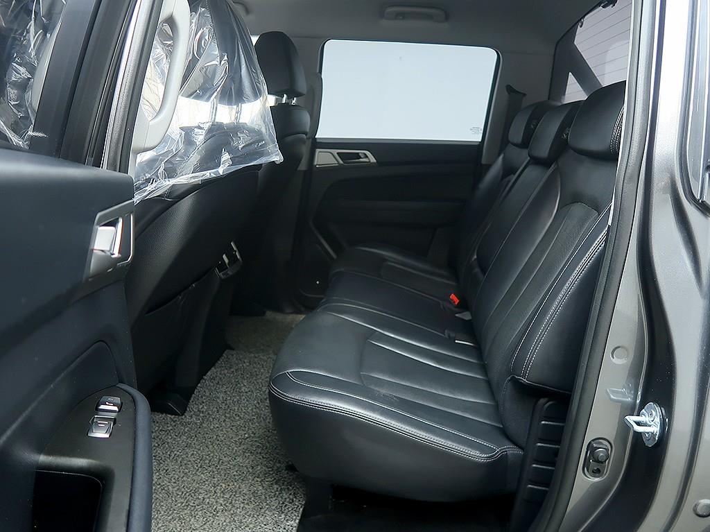 [KG모빌리티(쌍용) ] 렉스턴 스포츠 4WD 디젤 2.2 노블레스 - 이미지 12