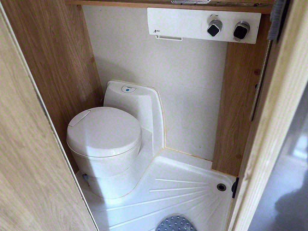 [소형화물] [캠핑]더뉴봉고3 기본형        (5인승 /1톤) - 이미지 14