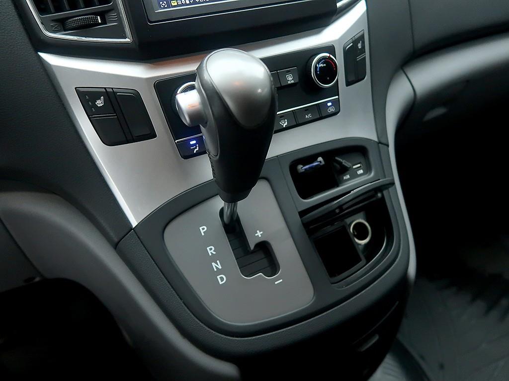 [현대] 더 뉴 그랜드 스타렉스 2WD 밴 5인승 스마트       (5인승) - 이미지 10