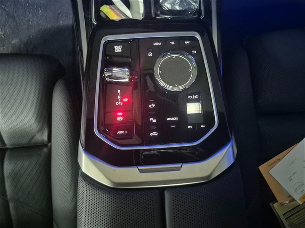 [BMW] 7시리즈 (G70) 740d xDrive M 스포츠 - 이미지 13