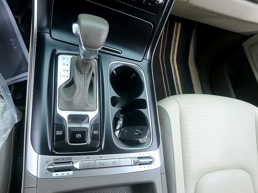 [기아] 카니발 4세대 가솔린 9인승 프레스티지 - 이미지 10