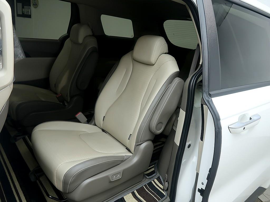 [기아] 카니발 4세대 가솔린 9인승 프레스티지 - 이미지 12