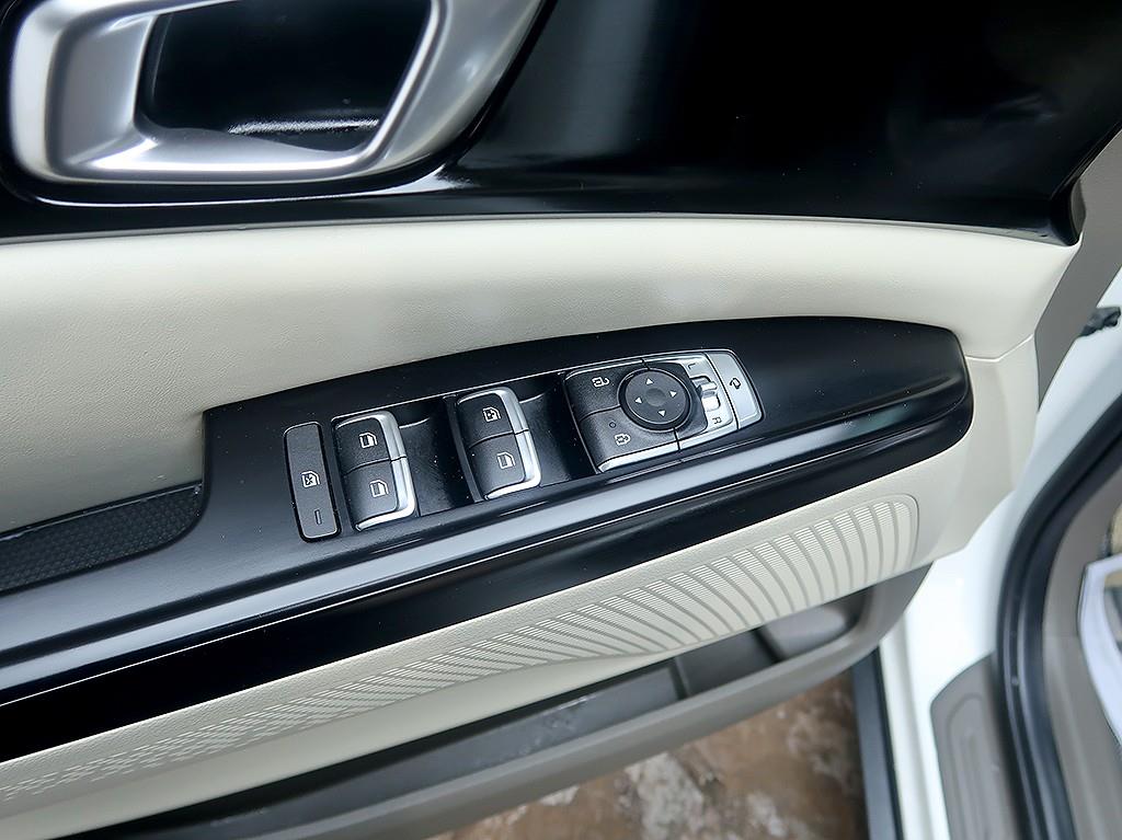 [기아] 카니발 4세대 가솔린 9인승 프레스티지 - 이미지 14